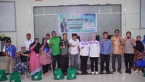 Rustini Muhaimin Berbagi di Baubau Untuk Lansia, Difabel, dan Warga Miskin