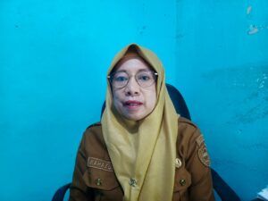 Kepala Bidang Kesehatan Masyarakat Dinas Kesehatan Buton Selatan, Wa Ode Mahazura, S.ST., M.Kes