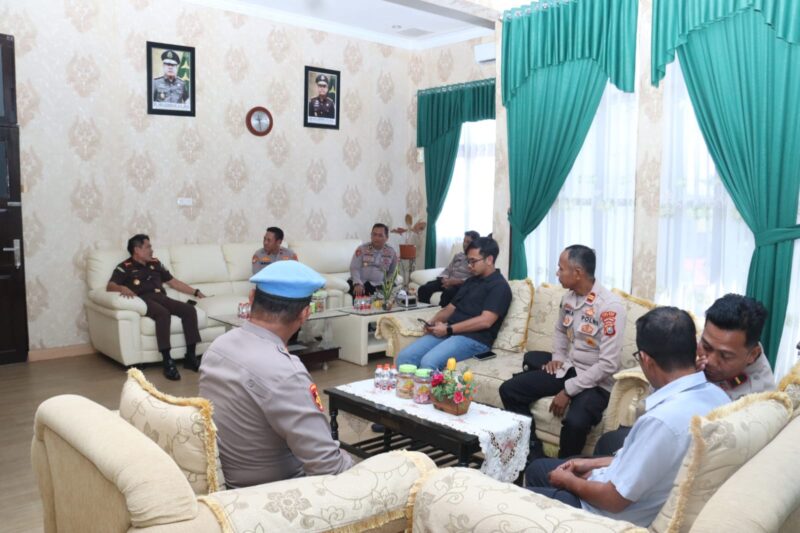 Polres Baubau dan Kejari Satukan Langkah Perkuat Koordinasi Penegakan Hukum 3 4 2