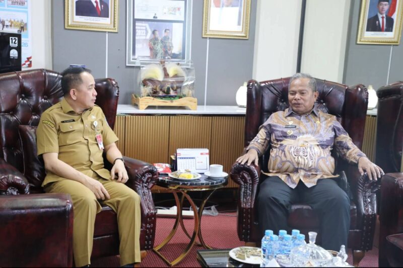 Klarifikasi Isu Tolak Alumni IPDN, Bupati Buton Selatan H Muh Adios Temui Dirjen Kemendagri