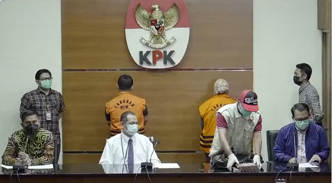 konferensi pers KPK ketika menangkap bupati kolaka timur