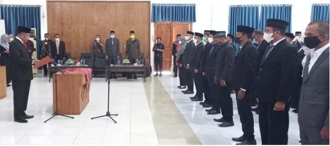 Wabup Butur Lantik 80 Pejabat Pengawas 2 Wakil Bupati Butur Ahali pada saat melanti sejumlah pejabat Pengawas di Lingkup pemerintah Pemkab Butur.