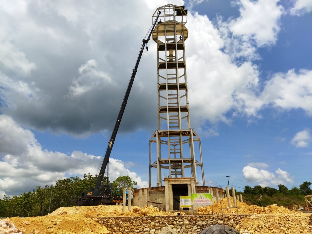 Tahap Dua Pembangunan Tugu Labungkari, Pemkab Buteng Siapkan Rp 6 Miliar 1 F01.6 Tugu Megah di Buteng