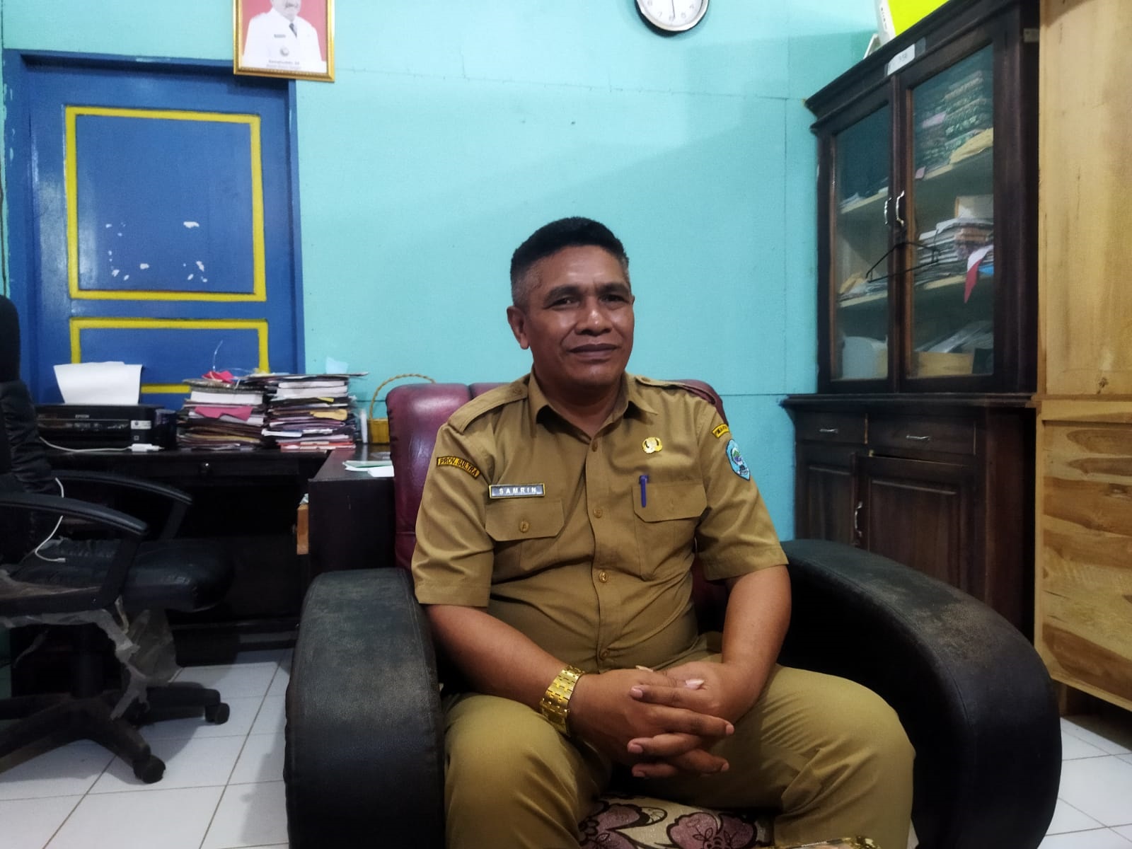 F02.1 Kepala BKPSDM Buteng Samrin Saerani