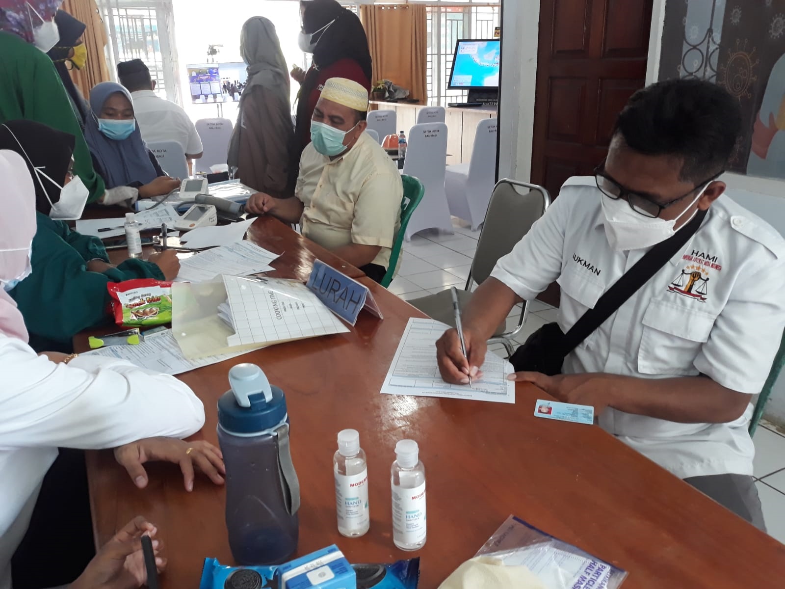 Kegiatan vaksinasi masal Kota Baubau 1