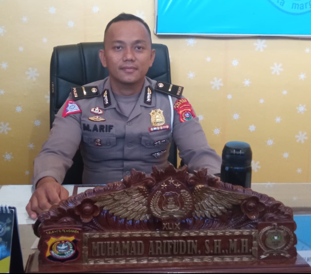 F01.4 Kanit Regident Samsat Baubaau Muh. Arifuddin S.H. MH