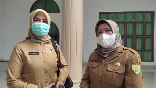 F01.5 Plt Kepala Dinas Kesehatan Kota Baubau Siti Munawar