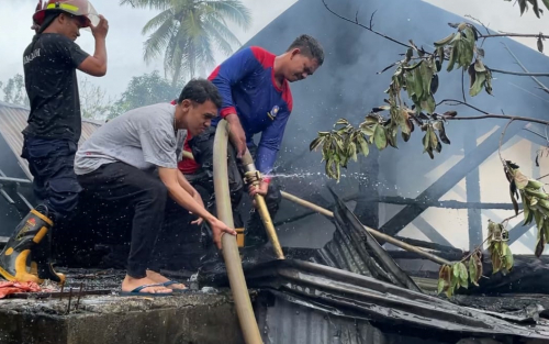 Ali Hasan: Sepanjang Tahun 2021, Damkar Catat 34 Kasus Kebakaran di Baubau 2 Rumah dan Barak Meubel Terbakar Di Kilo 5 Jalan Pahlawan