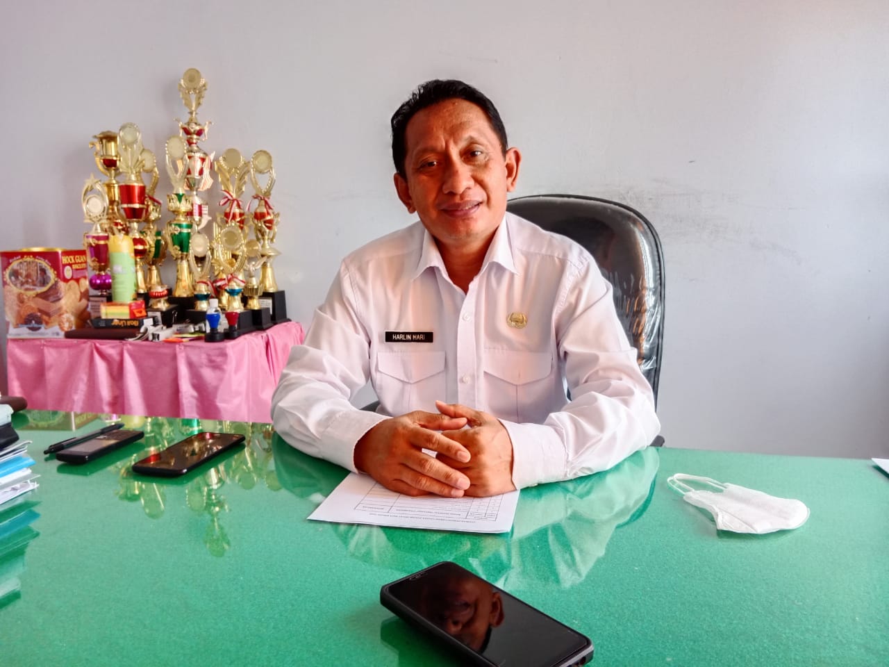 Satu Tahun Kepemimpinan RIDA, Pemkab Butur Gelar Lomba Senam Sehat 1 Kepala Dinas Pemuda dan Olahraga Kabupaten Buton Utara Harlin Hari