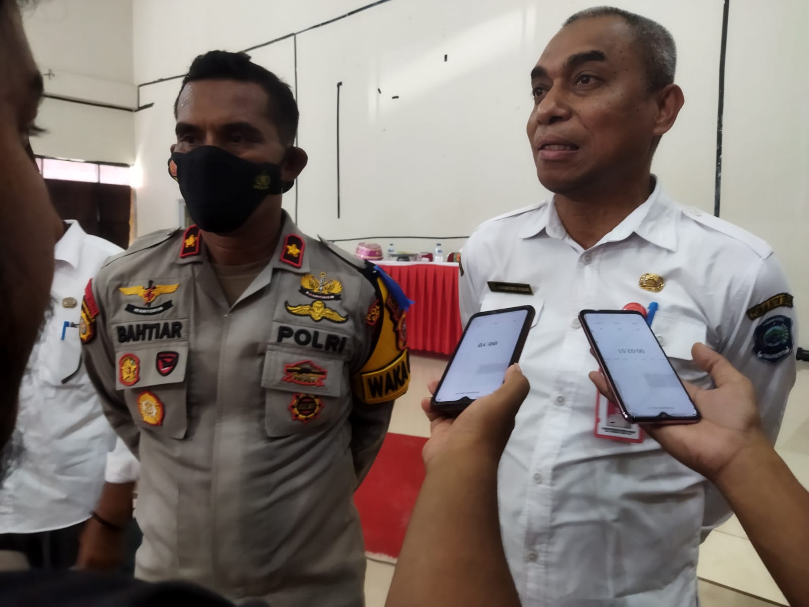 F01.2 Sekda Busel Kostantinus Bukide