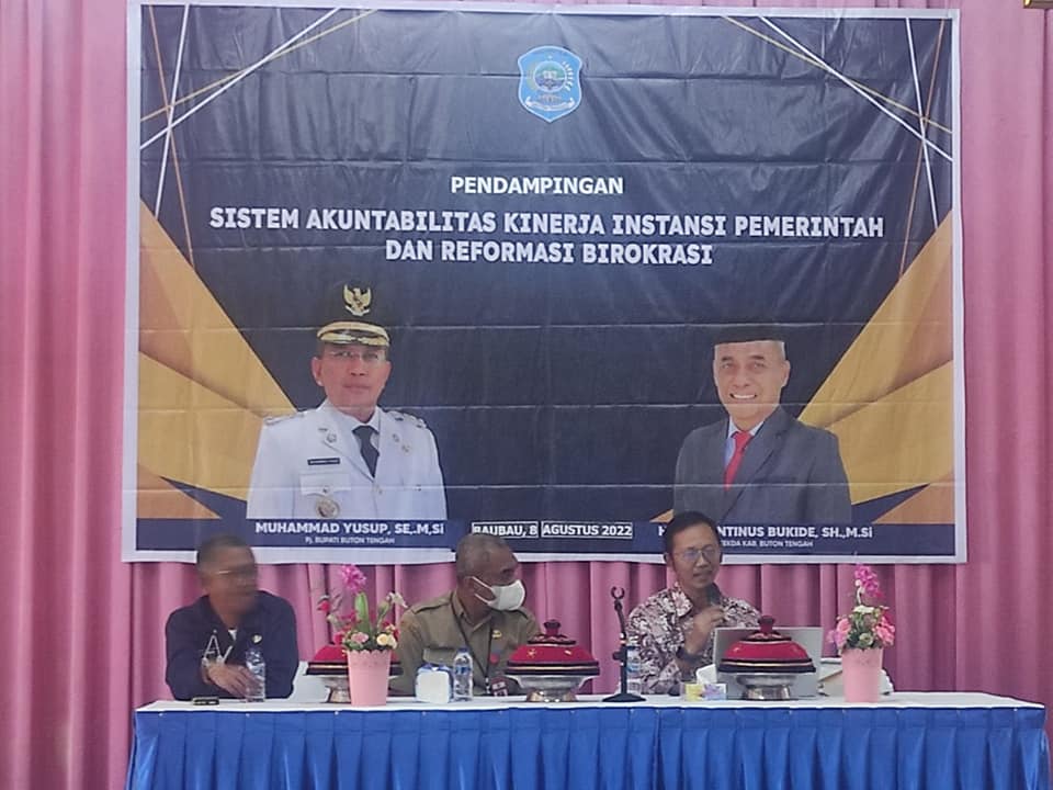 Sekda Buteng Kostantinus Bukide Membuka Secara Resmi Pendampingan Sakip dan Penilaian Reformasi Birokrasi 2 F01.6