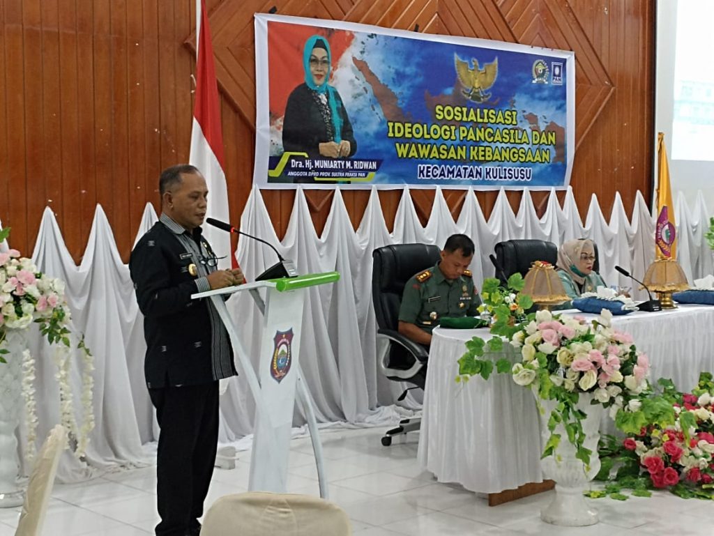 Sekda Butur Muhammad Hardhy Muslim Buka Sosialisasi Ideologi Pancasila dan Wawasan Kebangsaan 2 F04.1 2
