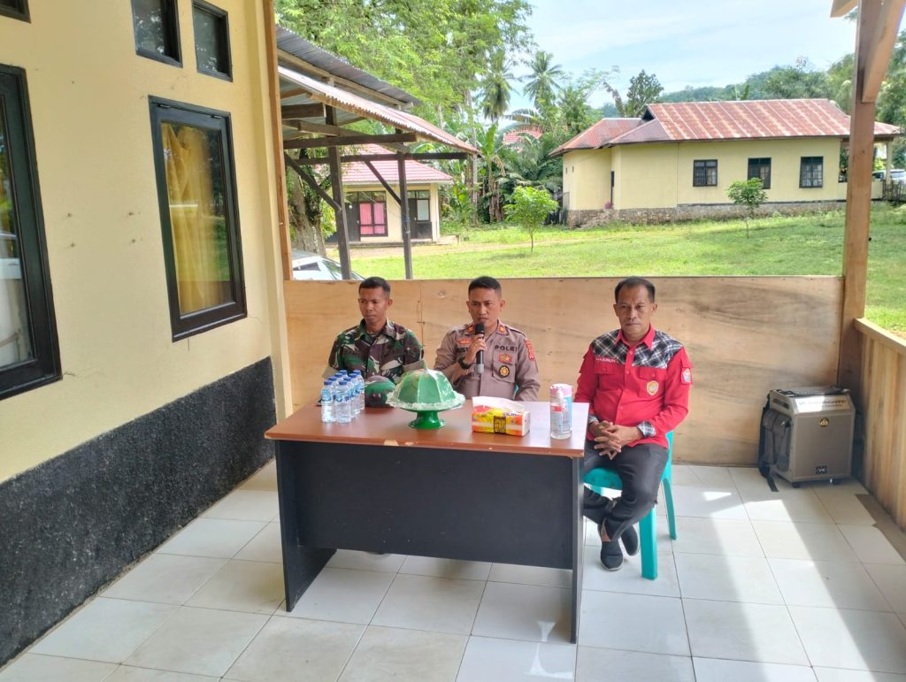 Ciptakan Keamanan Jelang Nataru, Polsek Bungi Gelar Rapat Koordinasi Lintas Sektoral 3 WhatsApp Image 2022 12 23 at 16.55.21