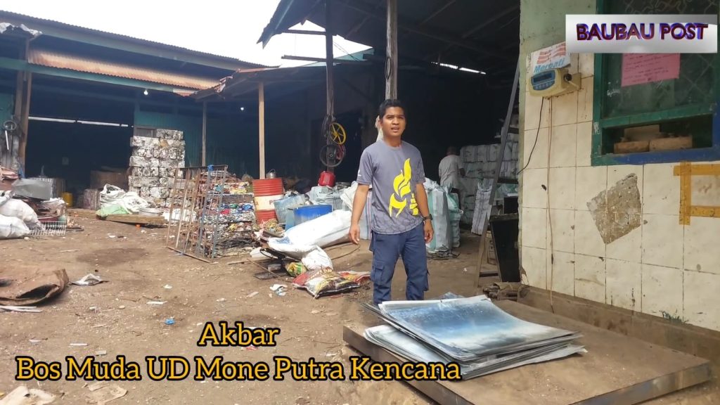 UD Mone Putra Kencana Tempat Menampung Barang Bekas Beromzet Minimal Rp 5 Juta per Hari 2 F01.3 5