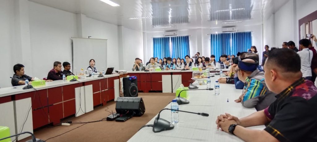 DPRD Baubau Terima Kunjungan Legislatif dan Mahasiswa Korea Selatan, Zahari Minta Negeri Ginseng Berinvestasi di Bidang Perikanan 4 F01.3C