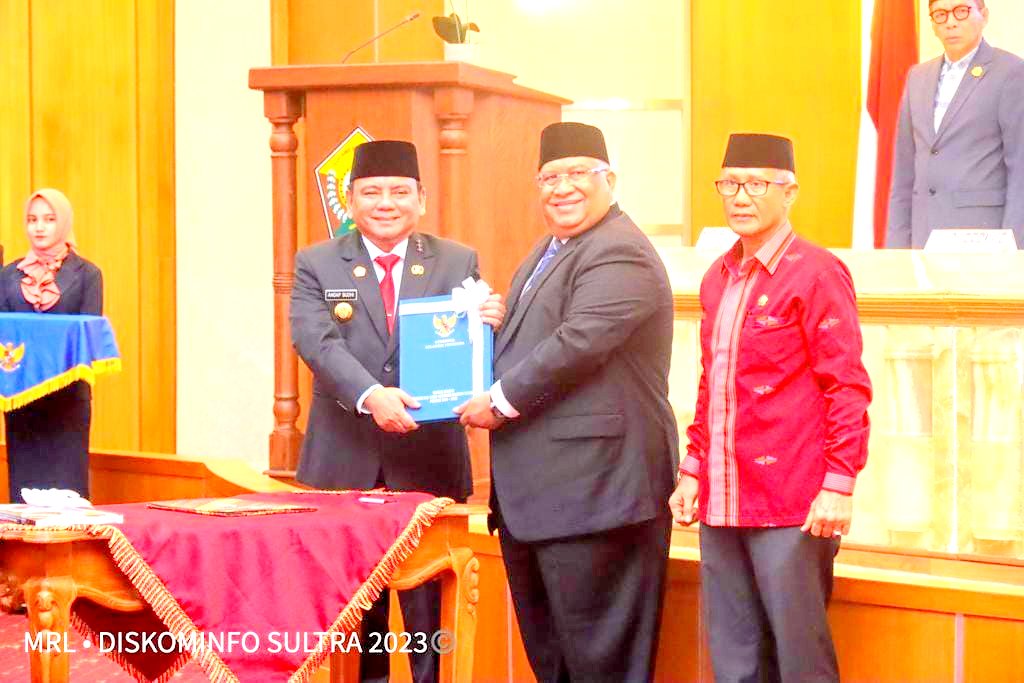 Sertijab Pj Gubernur Sultra Komjen Pol (P) DR.(H.C) Andap Budhi Revianto dari Gubernur Sultra Periode 2018-2023 2 Sertijab Pj Gubernur Sultra Komjen Pol (P) DR.(H.C) Andap Budhi Revianto dari Gubernur Sultra Periode 2018-2023