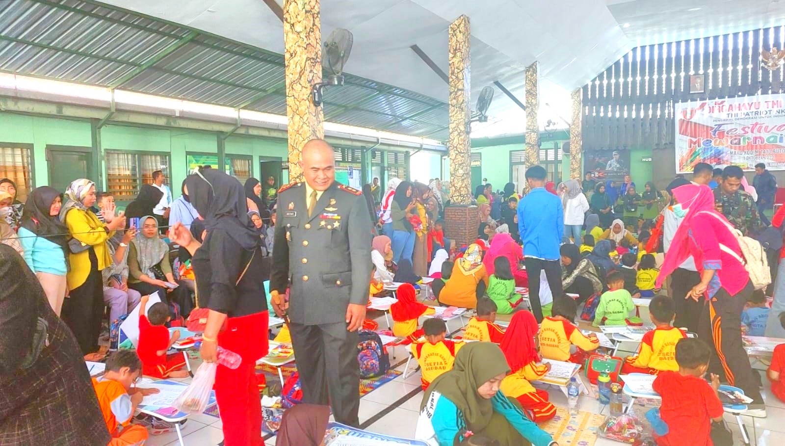 Dandim 1413/Buton Letkol Inf Ketut Janji Buka Festifal Mewarnai 2023 yang Diikuti 350 Anak TK di Baubau