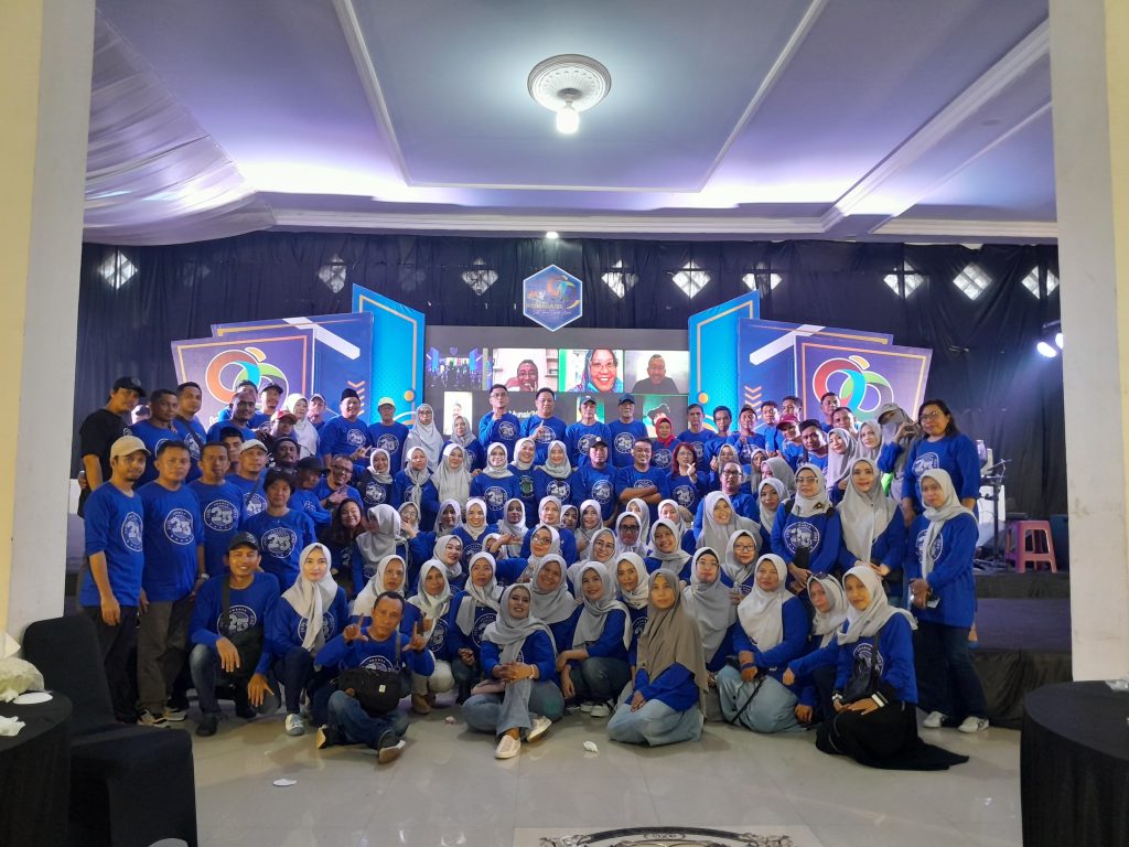 La Ode Darmawan Hibali Sebut Reuni Perak 25 Tahun Alumni SMAN 1 Baubau Formasi 99 Ukir Nostalgia Sekaligus Bermanfaat Untuk Masyarakat 3 Formasi Angkatan 1999SMAN 1 Baubau, La Ode Darmawan Hibali: Reuni Perak 25 Tahun Alumni SMAN 1 Baubau Formasi 99 Ukir Nostalgia Sekaligus Bermanfaat Untuk Masyarakat