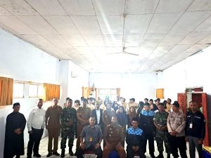 Panwaslu Kecamatan Betoambari melantik sebanyak 59 anggota PTPS yang diharapkan dapat menjalankan tugasnya dalam mengawasi Jalannya pemilihan umum di Kecamatan Betoambari, Kota Baubau, Sulawesi Tenggara, Senin(22/1/2024).