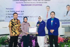 Peringati HUT PDGI ke 75, Persatuan Dokter Gigi Indonesia (PDGI) Cabang Baubau Gelar Bakti Sosial Peduli Stunting dan Talkshow