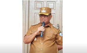 Bupati Busel H Muh Adios Tegaskan Penyelesaian Data Kepegawaian 94 ASN Yang Diblokir BKN RI Jadi Tanggungjawabnya, Yang Main Uang Akan Disikat Habis 2 Bupati Buton Selatan H Muh Adios, Bupati Busel H Muh Adios Tegaskan Penyelesaian Data Kepegawaian 94 ASN Yang Diblokir BKN RI Jadi Tanggungjawabnya, Yang Main Uang Akan Disikat Habis