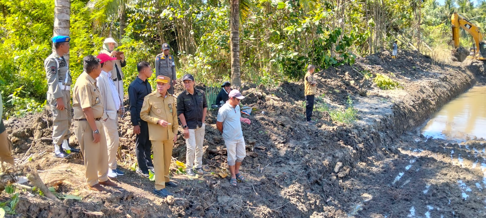 Normalisasi Kali Masuk Program Prioritas Pemkab Butur Usai Bupati Afirudin Tinjau Langsung Lokasi Rawan Banjir