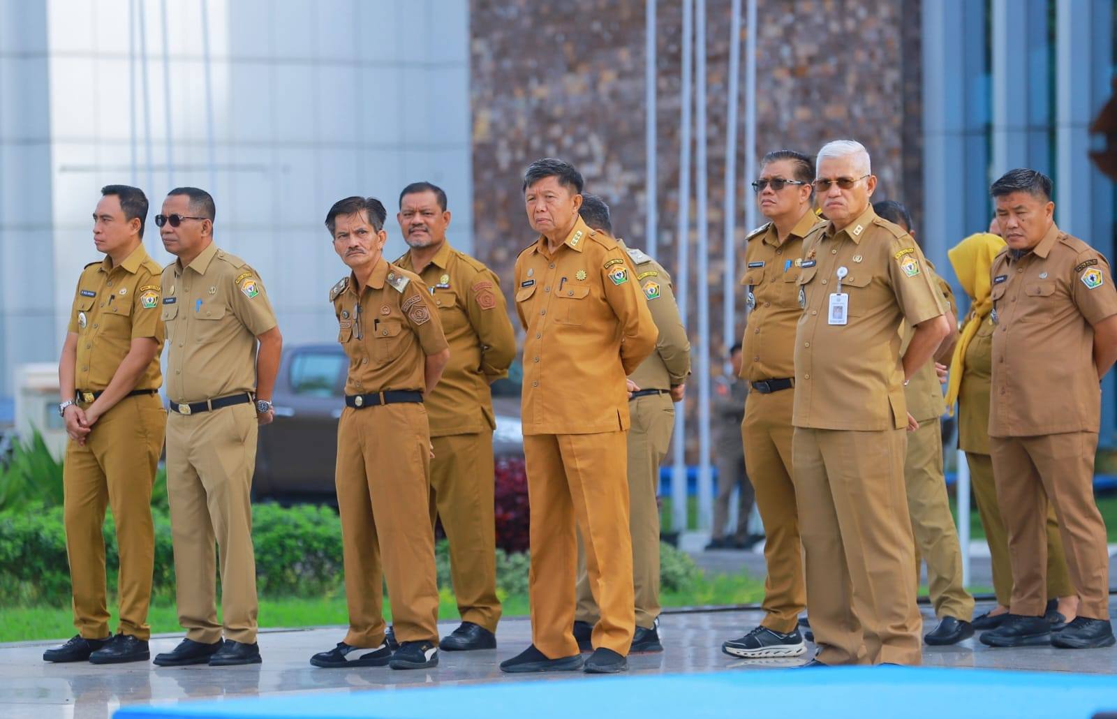 Tegaskan 2026, Wagub Sultra Hugua Minta ASN Tingkatkan Pengabdian dan Kinerja