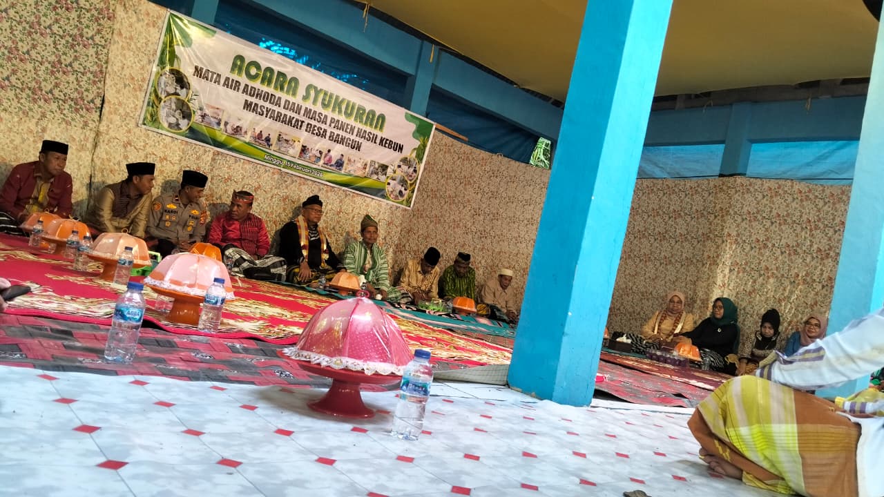 Hadiri Tradisi Mata Air Adhoda Desa Bangun, Bupati Buton Selatan Muh Adios Tekankan Harmoni dan Pelestarian 3 5 1