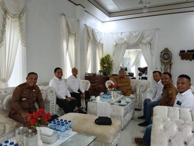 Bupati Buton Selatan Adios Undang PLN Untuk Pastikan Dukungan Jaringan Listrik Kantor Baru Bupati di Laompo