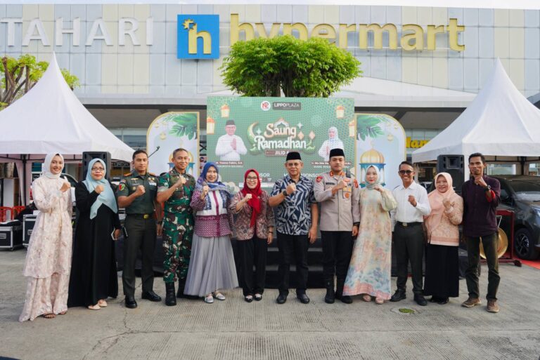 Saung Ramadhan Lippo Plaza Baubau 2026 Resmi Dibuka Walikota H Yusran Fahim, UMKM Baubau Siap Geliat, Ekonomi Lokal Dipastikan Bergairah