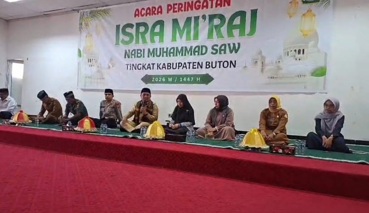 Suasana peringatan Isra Mi’raj Nabi Muhammad SAW 1447 Hijriah yang digelar Pemkab Buton di Aula Kantor Bupati Buton, Selasa, 20 Januari 2026.