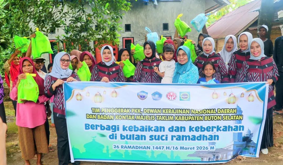 Sinergi TP PKK, BKMT, dan Dekranasda Buton Selatan Bantu 40 Warga Lawela di Ramadan 1447 H Penuh Berkah