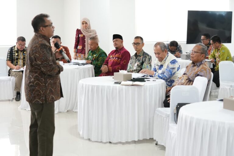 Bupati Buton Selatan H Muh Adios Hadiri Executive Forum Bank Sultra di Kendari Dorong Penguatan Bank Sultra untuk UMKM