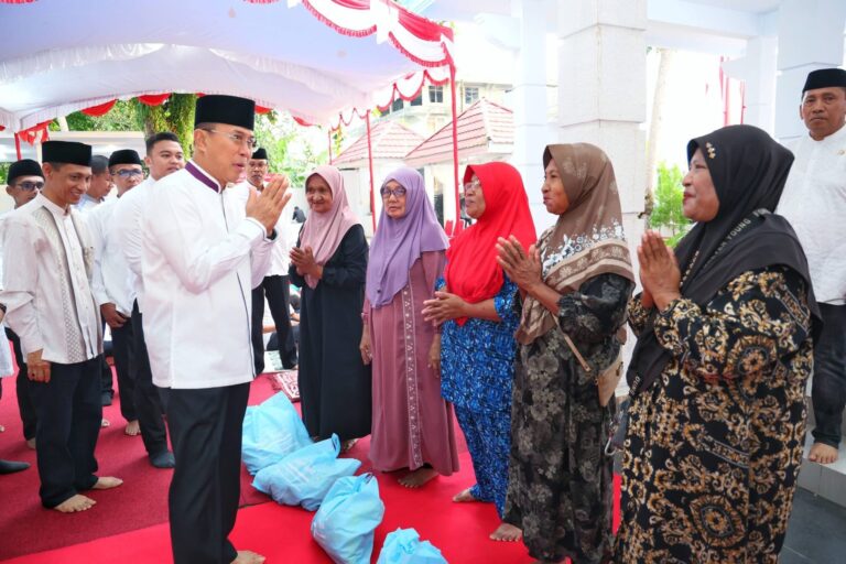 Di Wakatobi, Gubernur Sultra Ajak Perkuat Kepedulian Sosial dan Kolaborasi Pembangunan