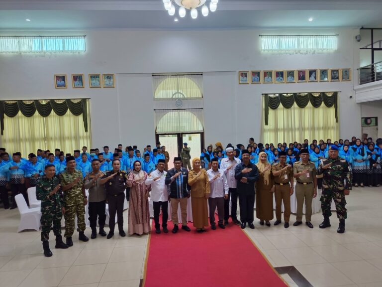 Wawali Baubau Wa Ode Hamsina Lepas 135 Jemaah Haji dengan Khidmat dan Titip Doa untuk Kedamaian dan Kesejahteraan Kota Baubau