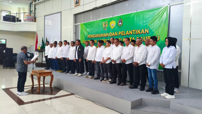 Badaruddin Resmi Nahkodai ASKOT PSSI Baubau Periode 2026-2030, Pemkot Dorong Pembinaan Usia Dini dan Sportivitas