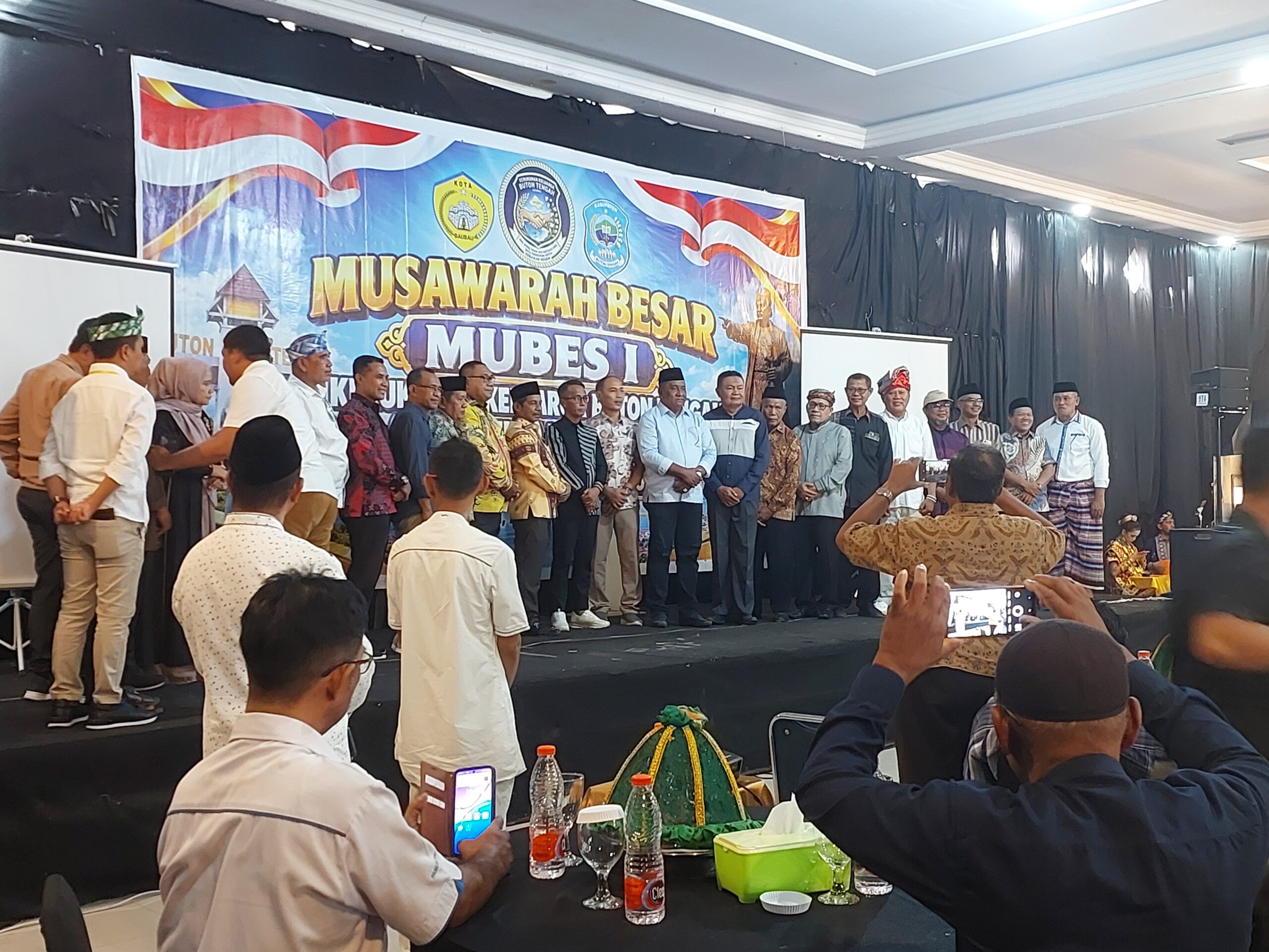MUBES Perdana Kerukunan Keluarga Buton Tengah Kota Baubau Jadi Momentum Satukan Tokoh dan Masyarakat, Ketupat Nurman: Mari Kerja Bersama