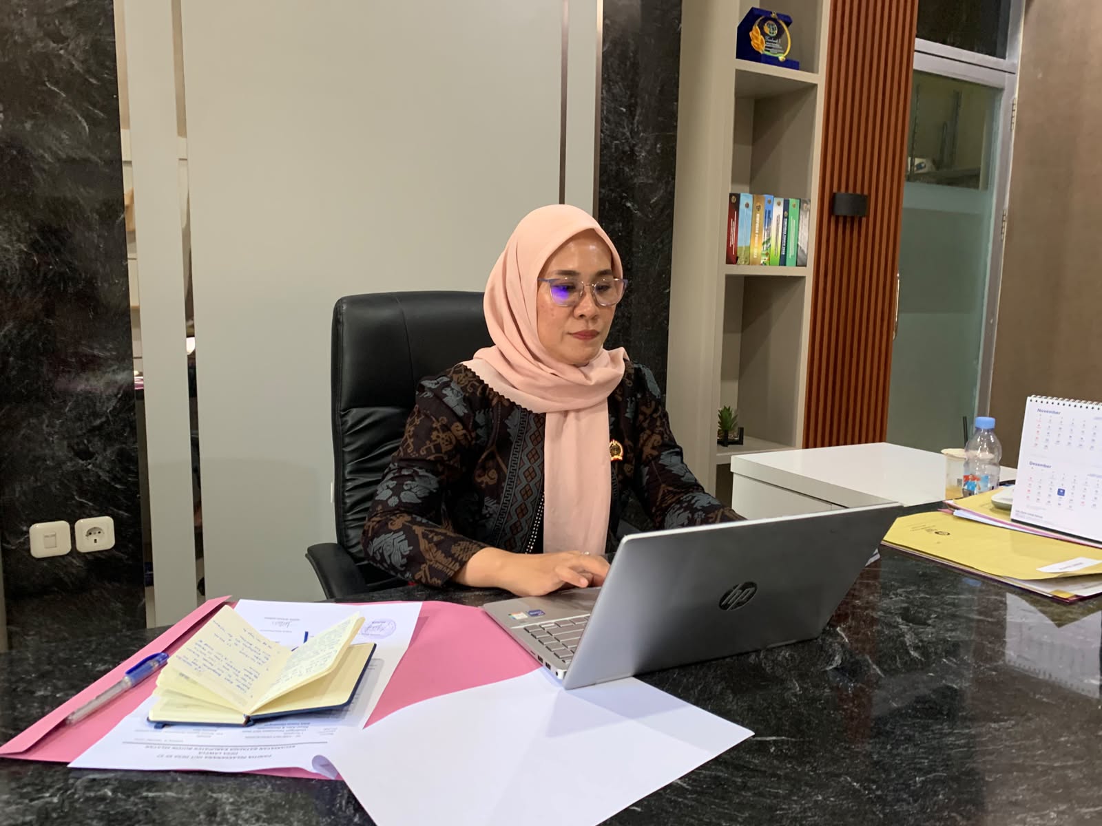 Kepala Kantah Buton Selatan Asnani Tekankan Aspek Pertanahan dalam Pembahasan KA-ANDAL Sekolah Rakyat